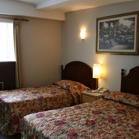 מונטריאול Hotel Saint-Andre מראה חיצוני תמונה
