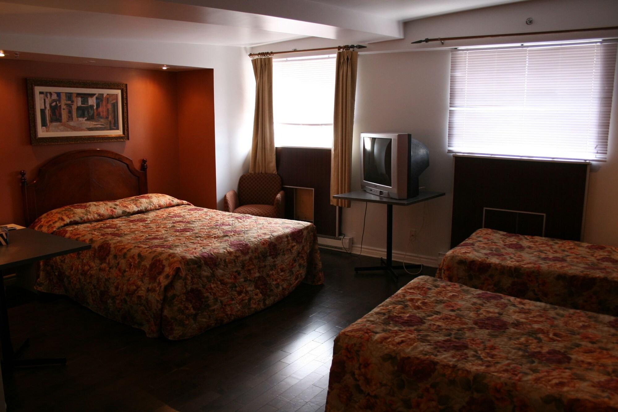 מונטריאול Hotel Saint-Andre מראה חיצוני תמונה