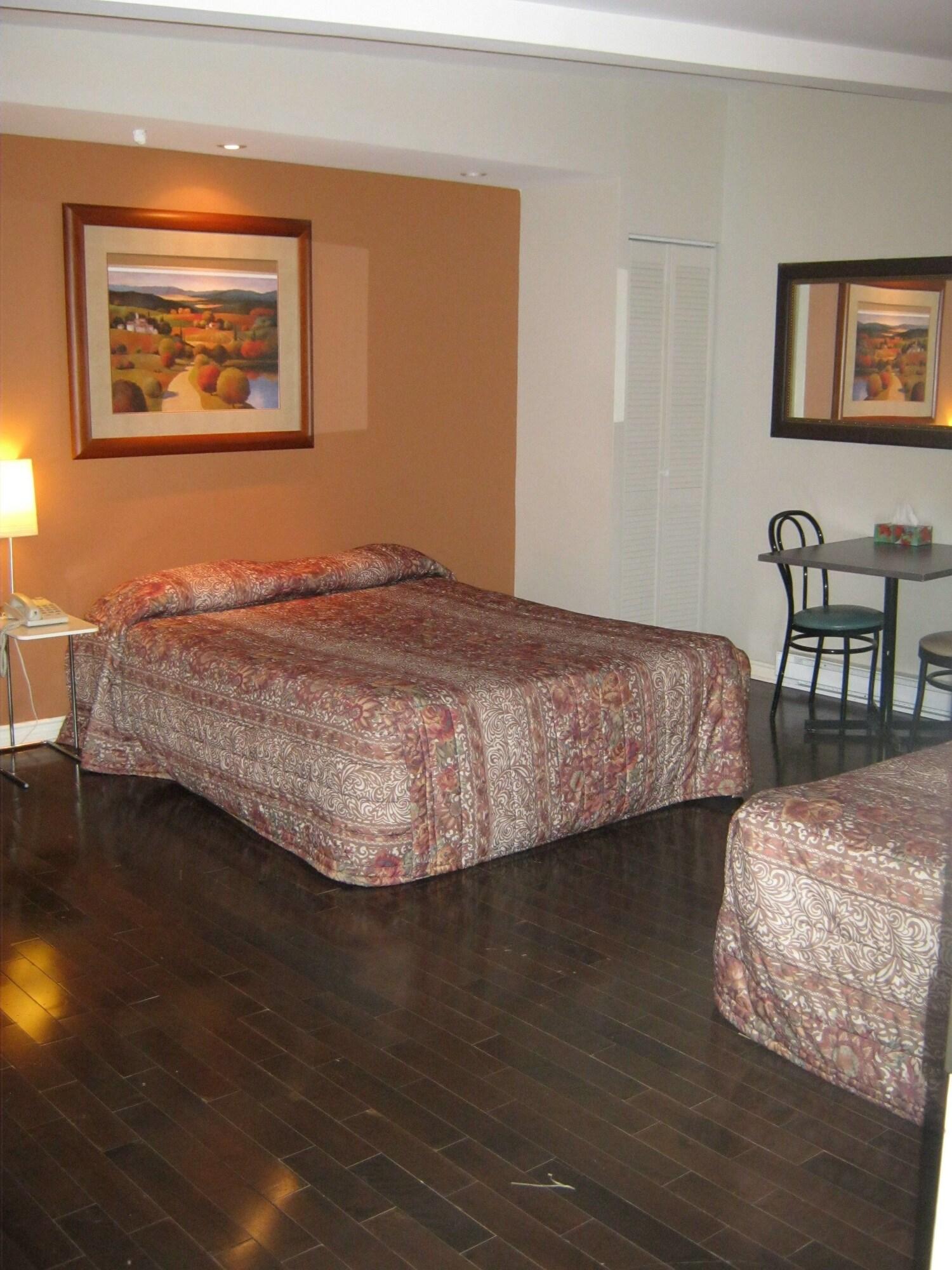 מונטריאול Hotel Saint-Andre מראה חיצוני תמונה