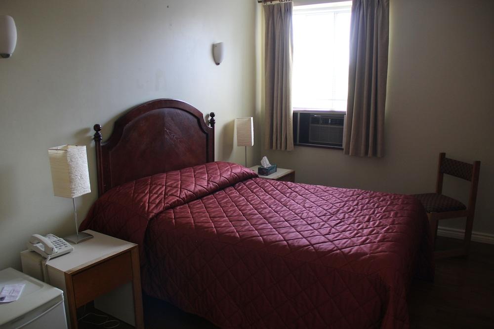 מונטריאול Hotel Saint-Andre מראה חיצוני תמונה