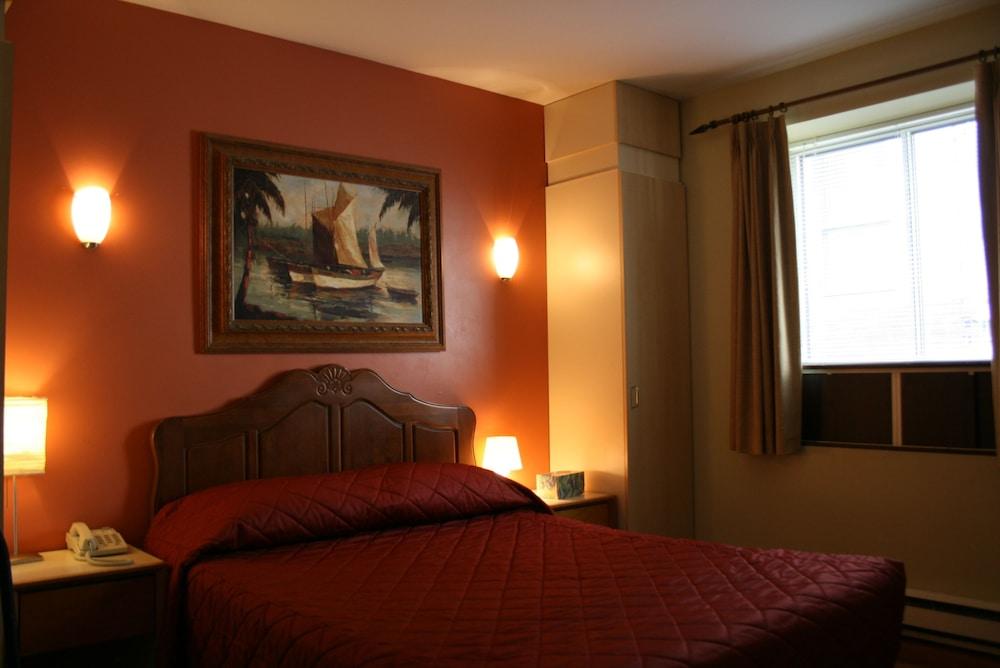 מונטריאול Hotel Saint-Andre מראה חיצוני תמונה