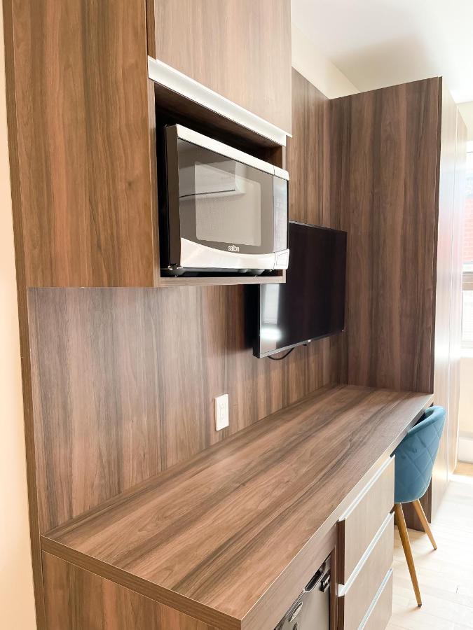 מונטריאול Hotel Saint-Andre מראה חיצוני תמונה