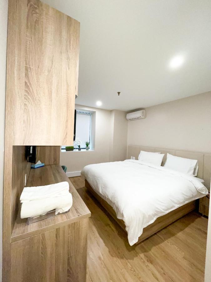 מונטריאול Hotel Saint-Andre מראה חיצוני תמונה