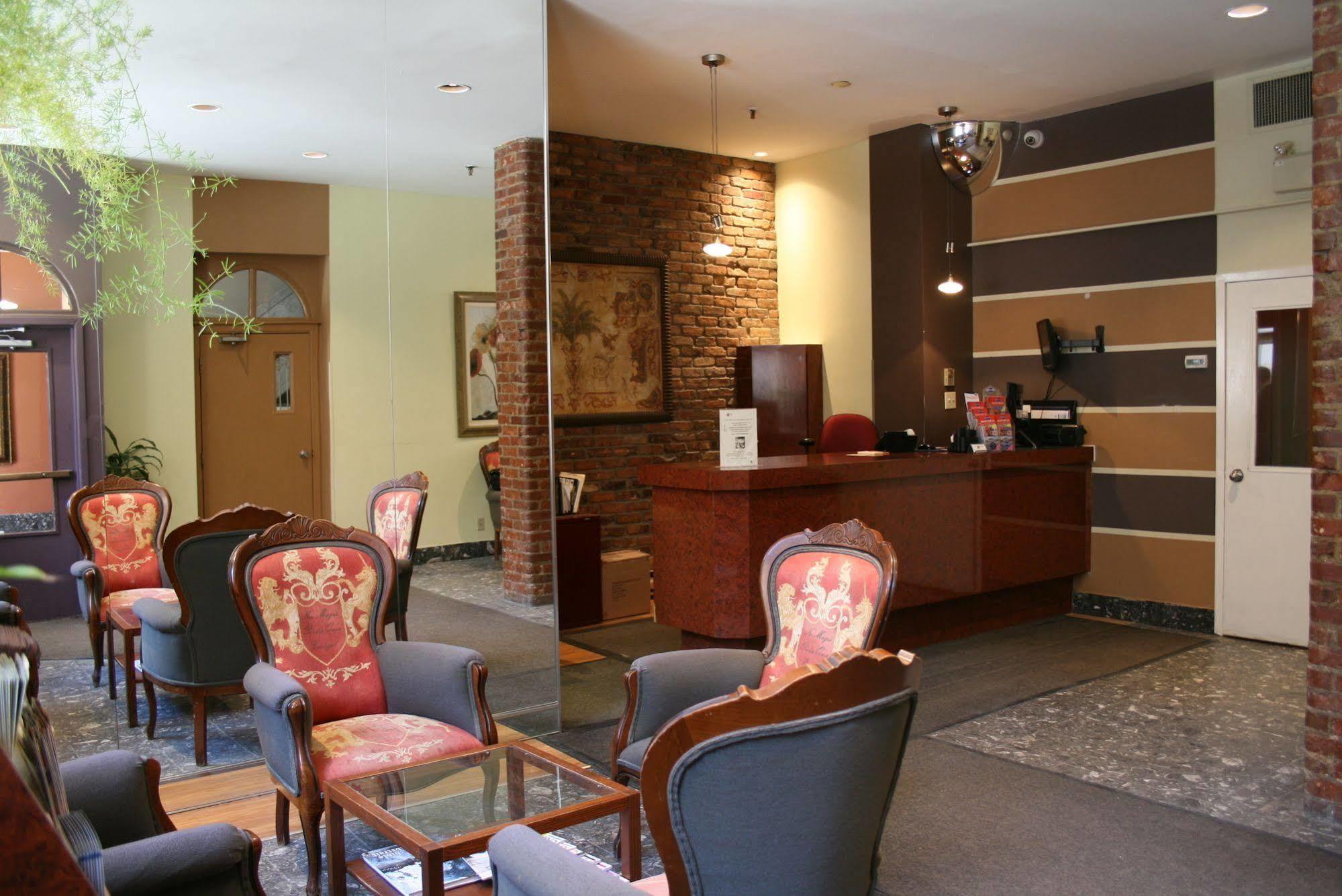 מונטריאול Hotel Saint-Andre מראה חיצוני תמונה